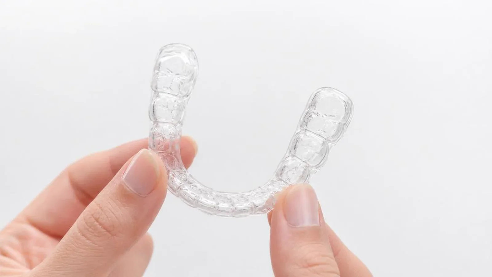 Single Arch Retainer: Cost, Types & How to Get One 2026 – NewSmile™ USA