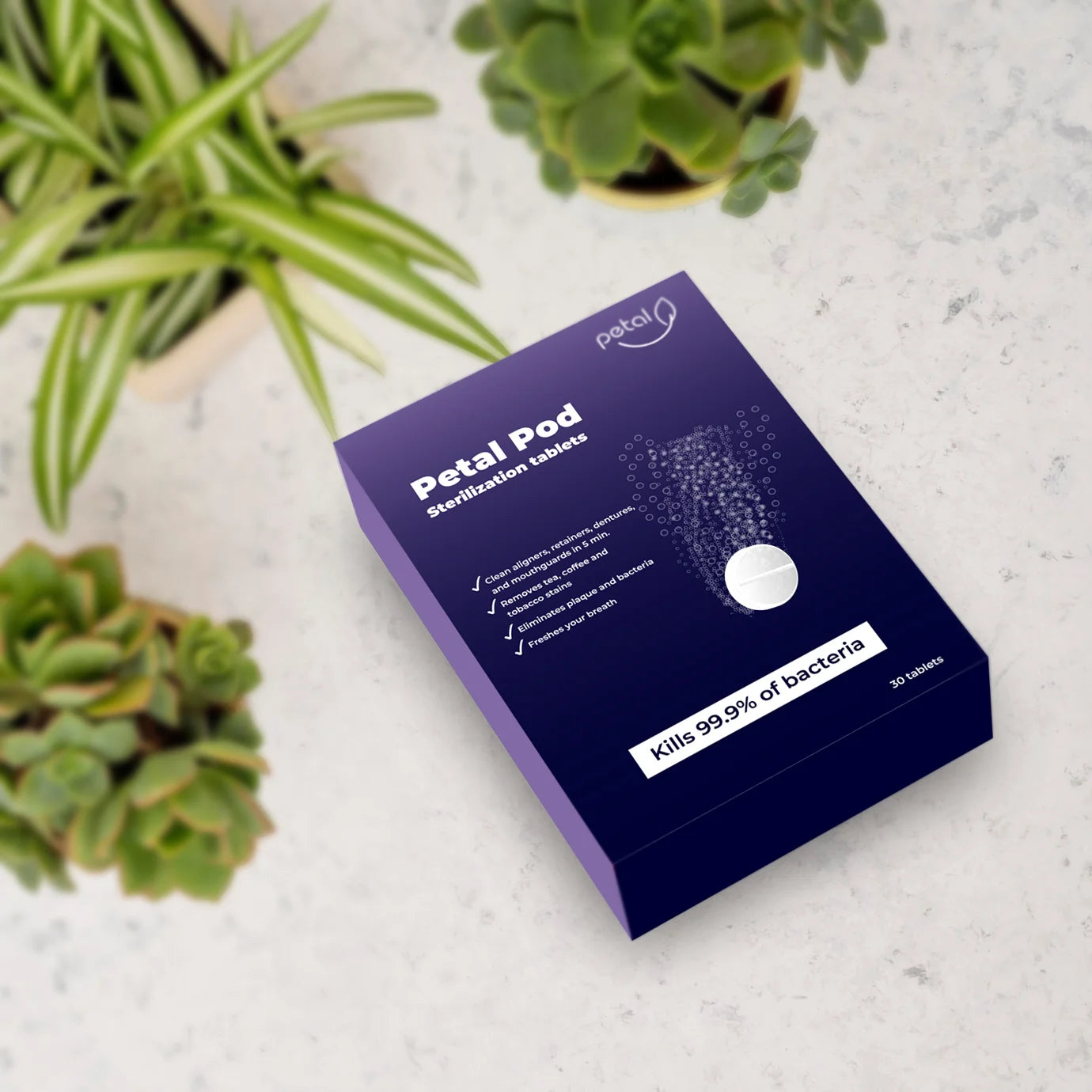 Effervescent cleaning tablets