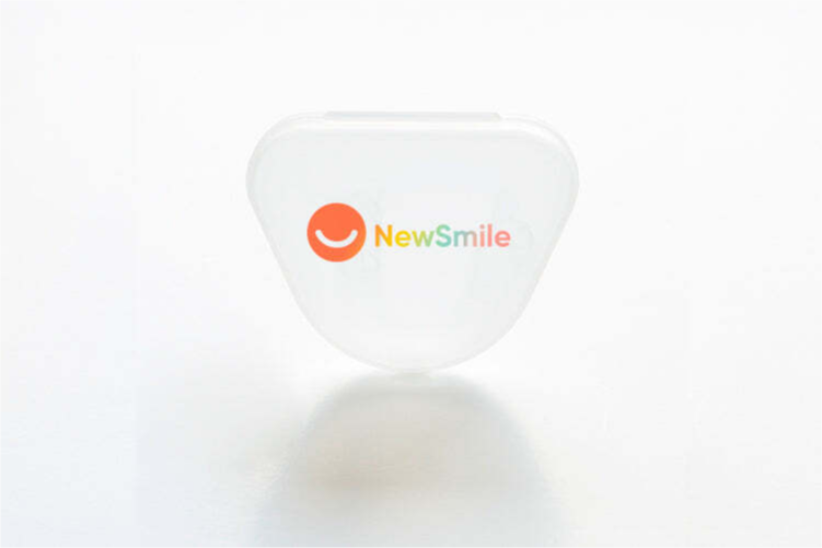 Custom-Fit Clear Aligners for Straight Teeth