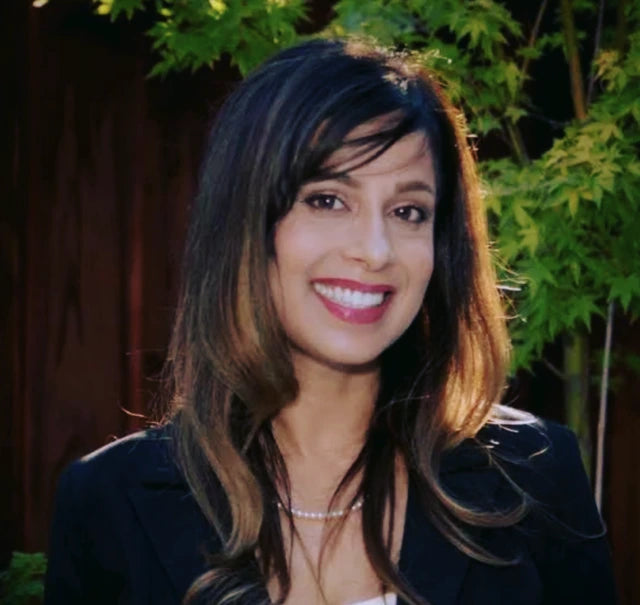 Dr. Pooja Santwani, D.D.S. Dr. Pooja Santwani, D.D.S., NewSmile Clinical Case Reviewer